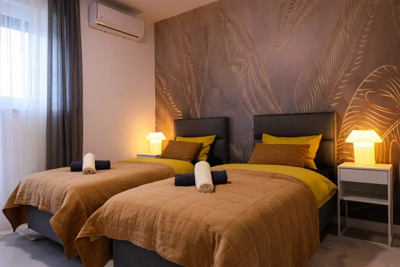 Apartment 4